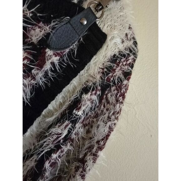 BCBG Maxazria Oversized Fuzzy Cardigan SZ M Aztec Leather Strap Closure Sweater - Picture 11 of 12